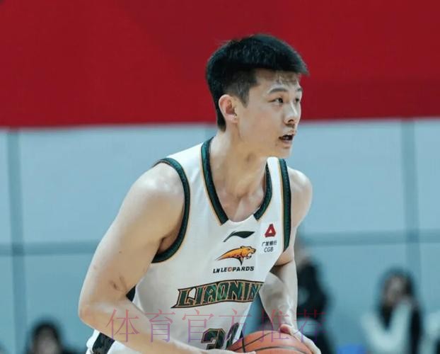 全队打铁！辽宁三分14中0一个不进，前三节已经落后广东31分